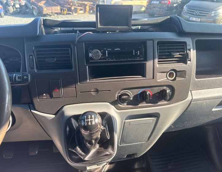Ford Transit 14