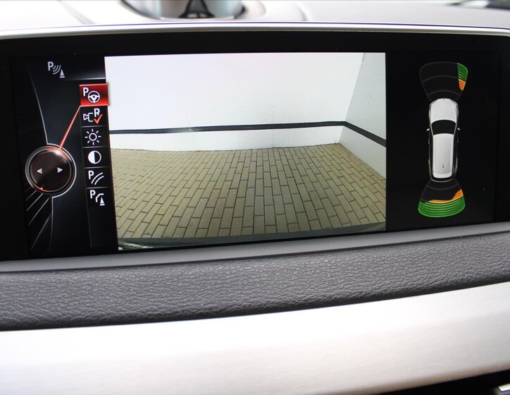 BMW X5 SUV / Terénní 3,0 l 190 kw