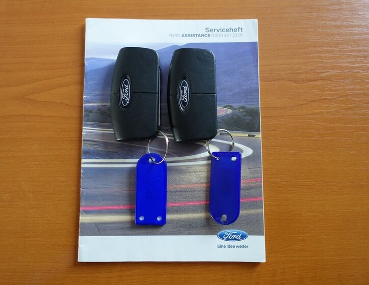 Ford S-MAX MPV 2,0 l 103 kw