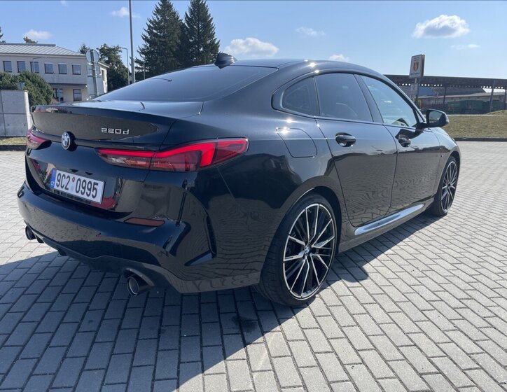 BMW Řada 2 Sedan / Limuzína 2,0 l 140 kw