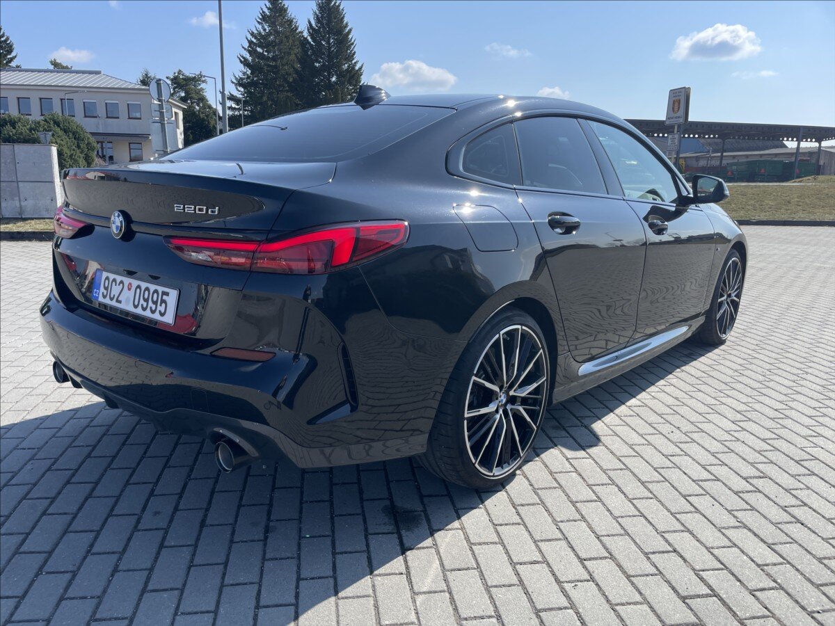 BMW Řada 2 Sedan / Limuzína 2,0 l 140 kw