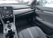 Honda Civic Sedan / Limuzína 1,5 l 134 kw