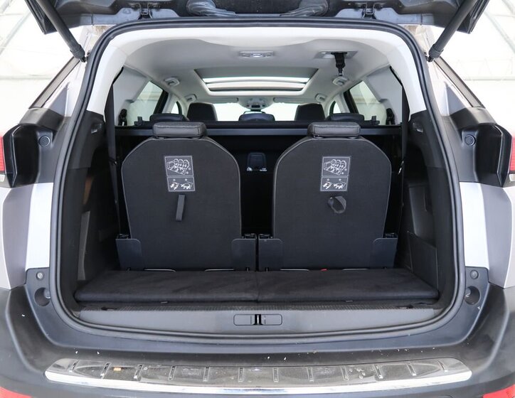 Peugeot 5008 SUV / Terénní 1,2 l 96 kw