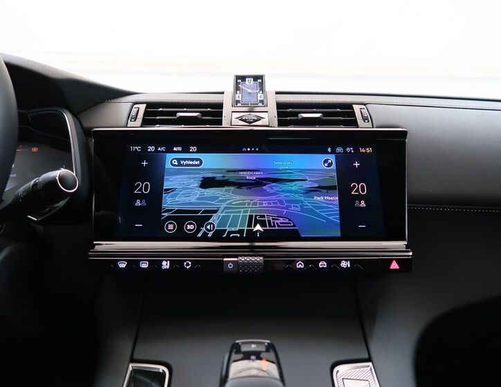 DS Automobiles DS7 Crossback 27