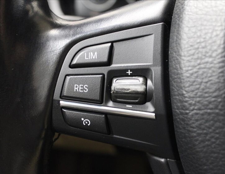 BMW Řada 5 Sedan / Limuzína 3,0 l 150 kw