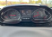 Peugeot 208 11