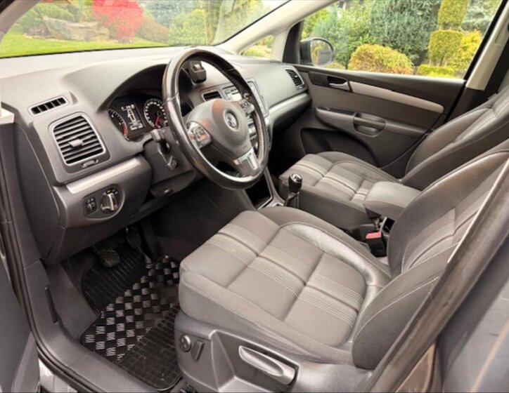 Volkswagen Sharan 12