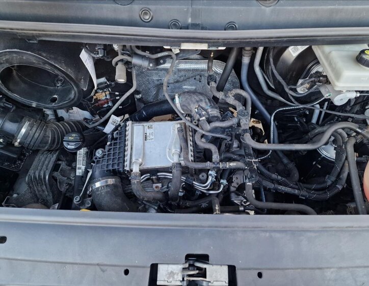 Volkswagen Crafter Skříň 2,0 l 103 kw