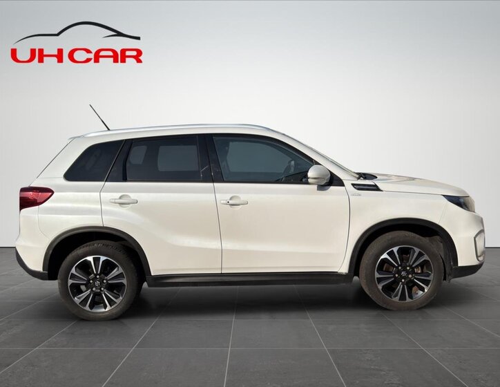 Suzuki Vitara SUV / Terénní 1,4 l 103 kw
