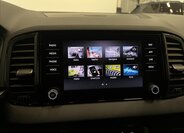 Škoda Karoq SUV / Terénní 1,5 l 110 kw