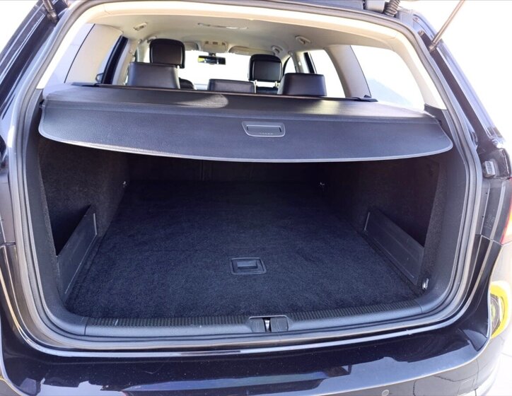 Volkswagen Passat Kombi 2,0 l 125 kw