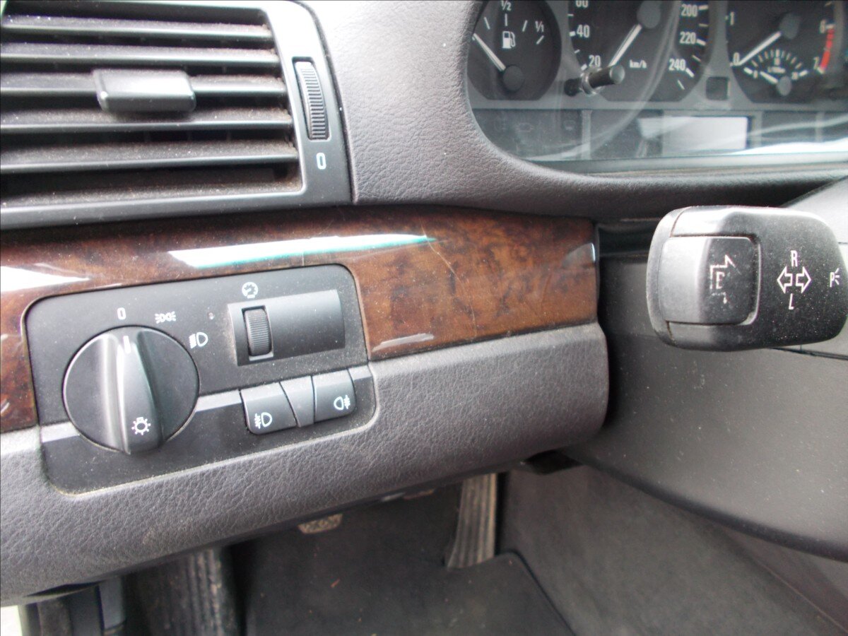 BMW Řada 3 Liftback 2,5 l 125 kw