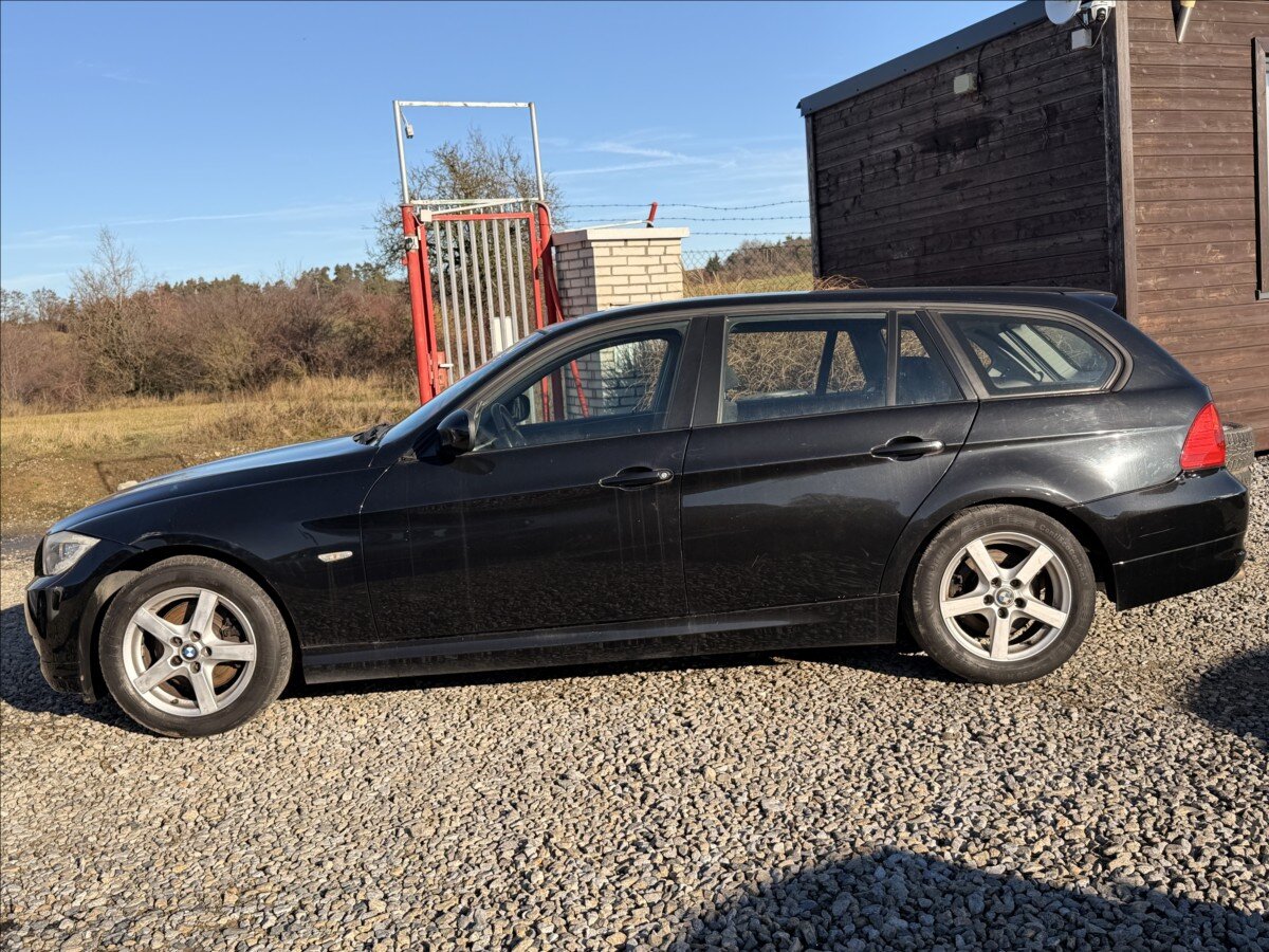 BMW Řada 3 Kombi 2,0 l 105 kw