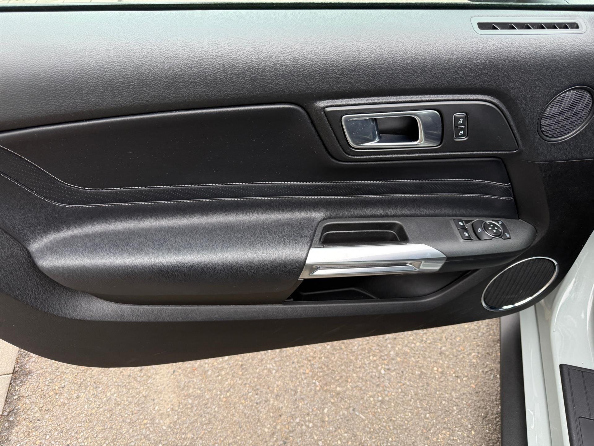 Ford Mustang Kupé 5,0 l 338 kw