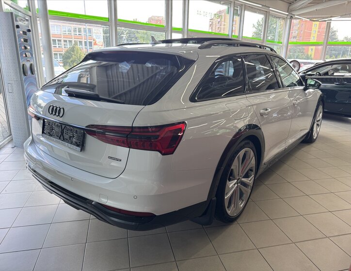 Audi A6 Allroad Kombi 3,0 l 210 kw