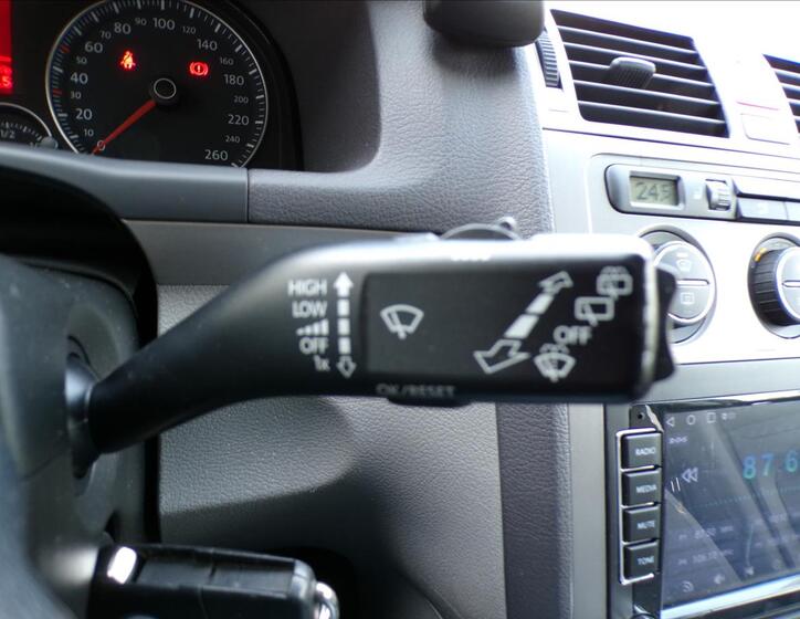 Volkswagen Touran 13