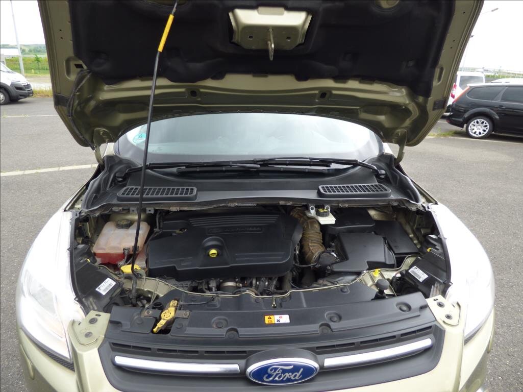 Ford Kuga SUV / Terénní 2,0 l 110 kw