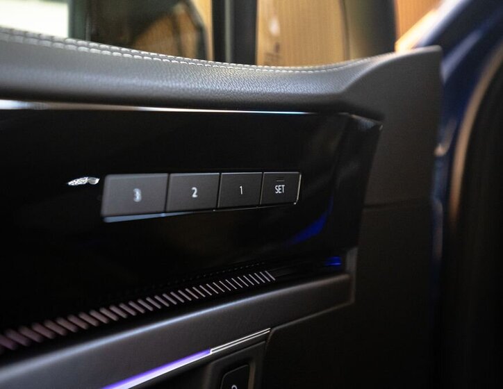 Volkswagen Touareg SUV / Terénní 3,0 l 210 kw