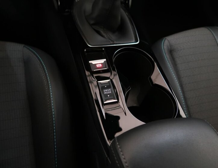 Peugeot 2008 SUV 1,2 l 74 kw