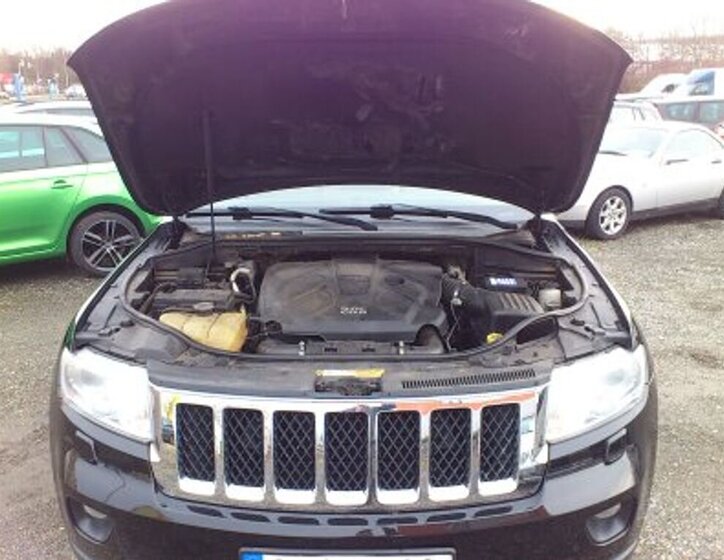 Jeep Grand Cherokee SUV 3,0 l 177 kw