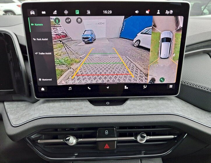 Škoda Kodiaq SUV / Terénní 1,5 l 150 kw