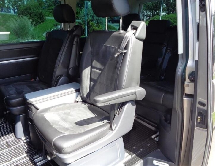 Volkswagen Multivan Kombi 2,0 l 150 kw