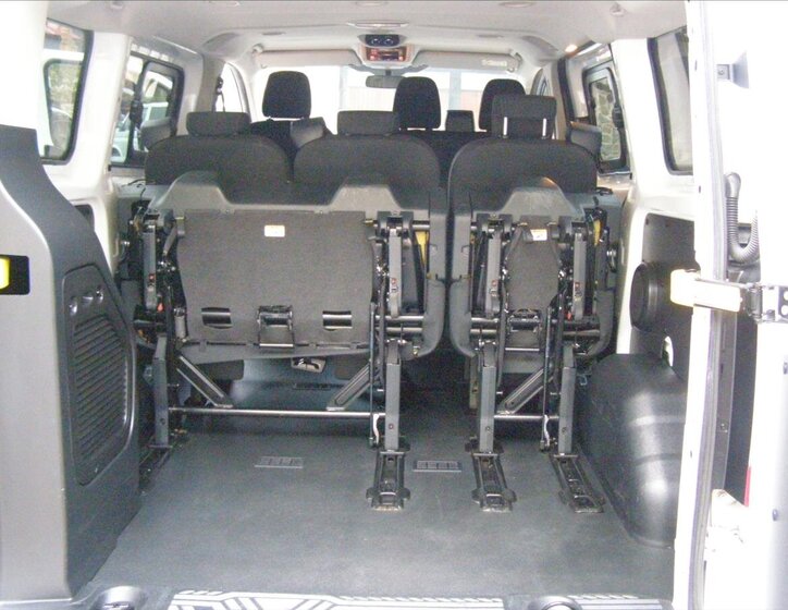 Ford Transit Custom Kombi 2,0 l 77 kw