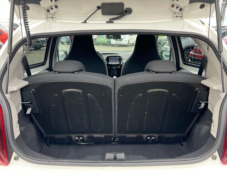 Peugeot 108 Hatchback 1,2 l 60 kw