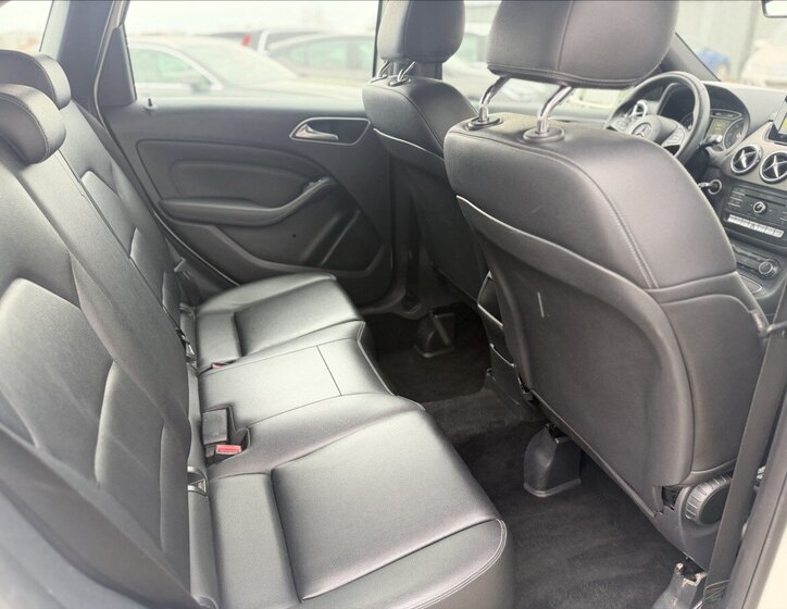 Mercedes-Benz Třídy B Kombi 1,5 l 80 kw