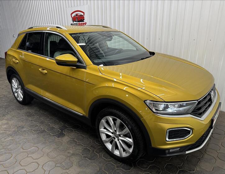 Volkswagen T-Roc 12