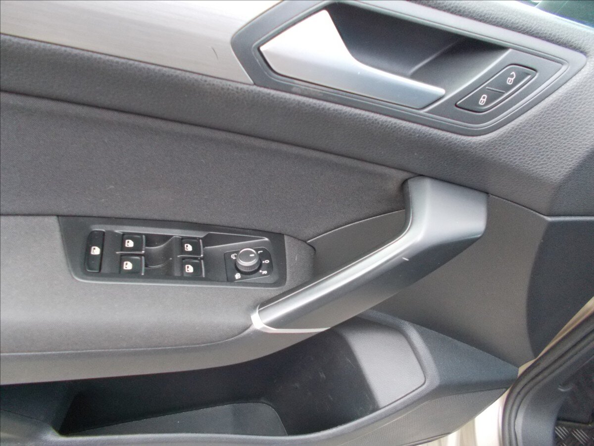Volkswagen Touran MPV 1,4 l 110 kw