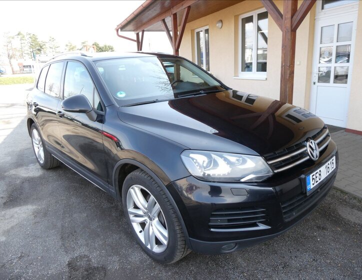 Volkswagen Touareg SUV / Terénní 3,0 l 180 kw