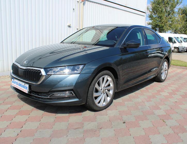 Škoda Octavia 1