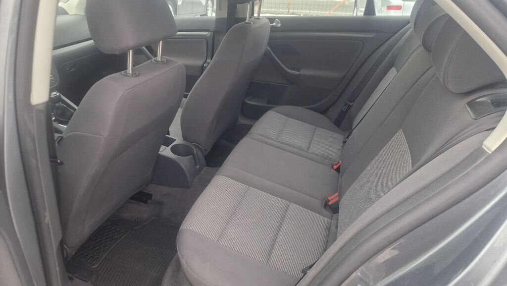 Volkswagen Jetta Sedan 1,9 l 77 kw