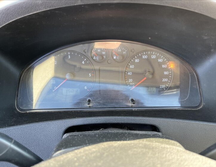 Volkswagen Transporter Valník 1,9 l 75 kw