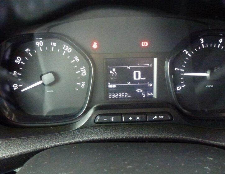 Peugeot Expert Skříň 2,0 l 90 kw