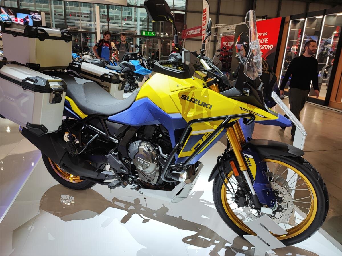 Suzuki Ostatní Ostatní 776,0 61 kw