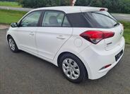 Hyundai i20 6