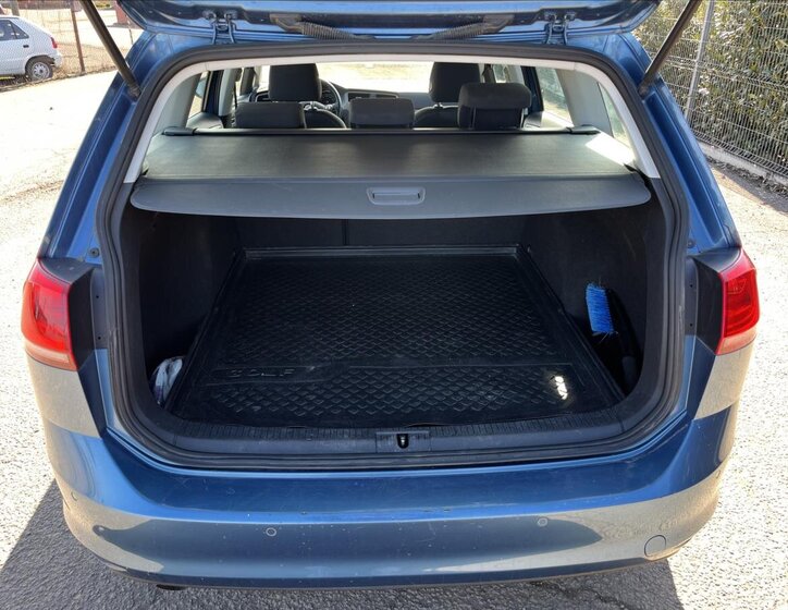 Volkswagen Golf Kombi 1,6 l 81 kw