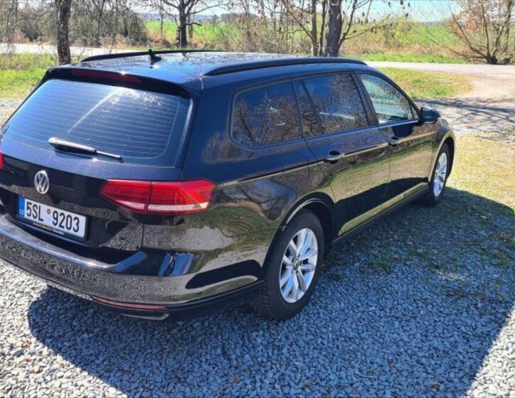 Volkswagen Passat Kombi 0,0 110 kw