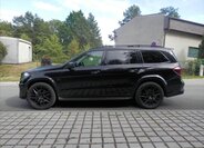 Mercedes-Benz GL SUV 4,7 l 320 kw