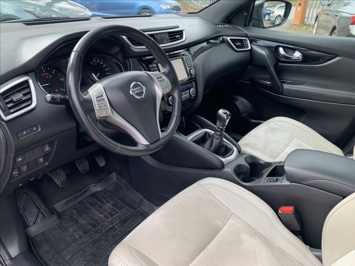 Nissan Qashqai SUV / Terénní 1,6 l 96 kw