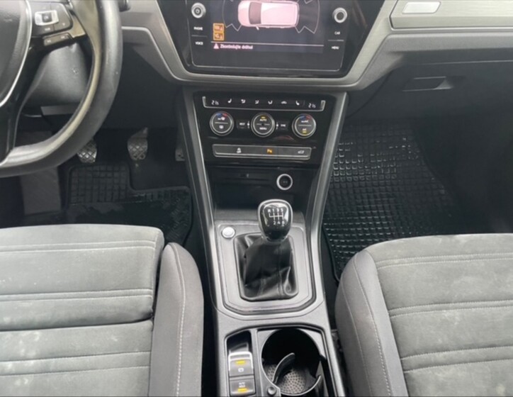 Volkswagen Touran 10