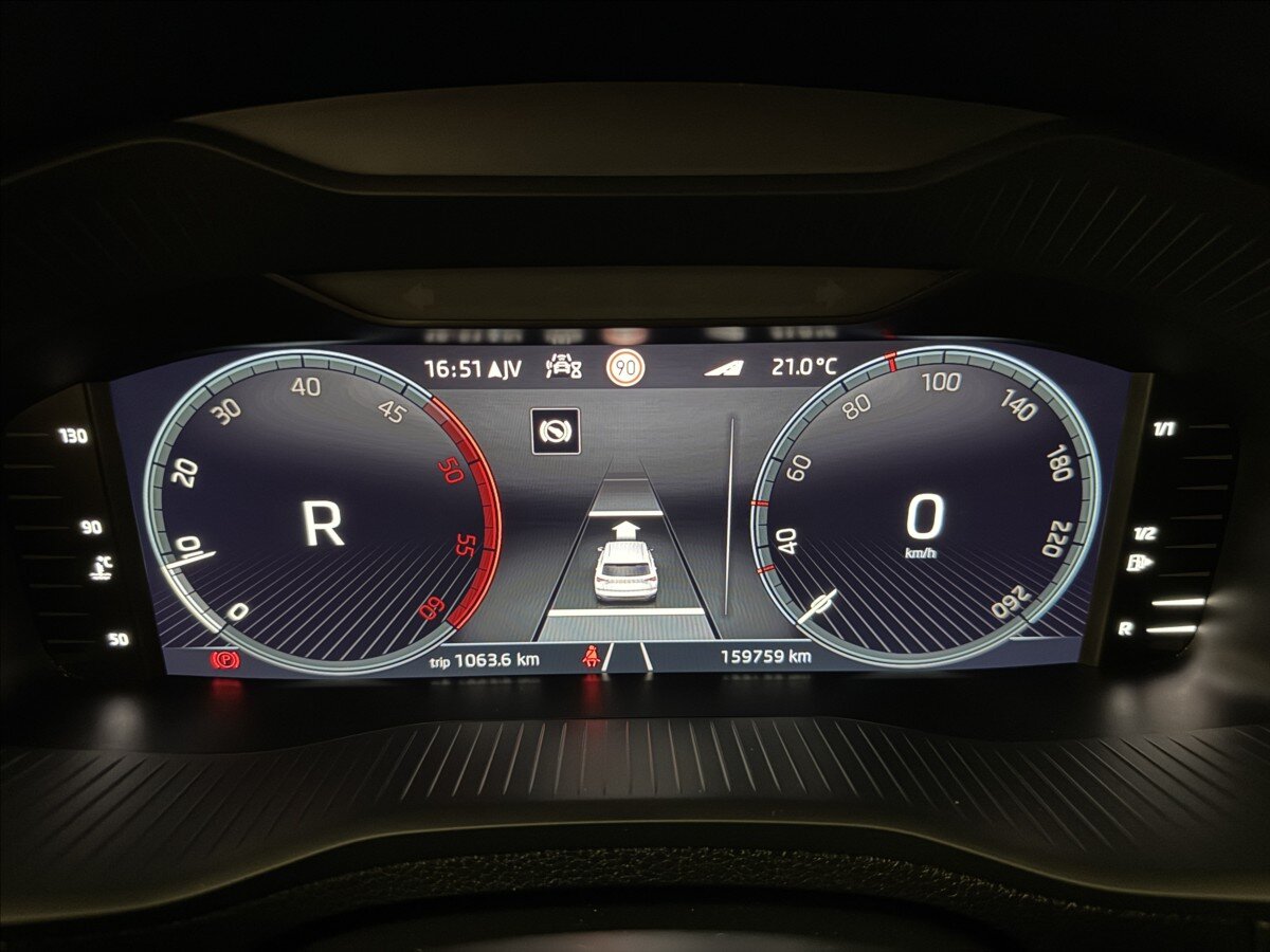 Škoda Karoq SUV / Terénní 2,0 l 110 kw