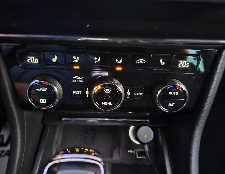 Škoda Superb Kombi 2,0 l 110 kw