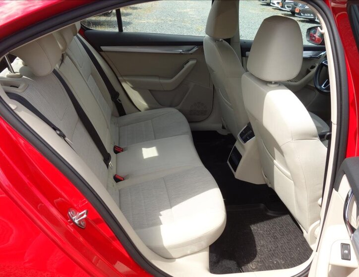 Škoda Octavia Liftback 1,6 l 81 kw