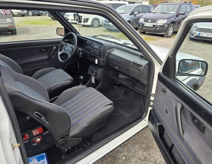 Volkswagen Golf 14