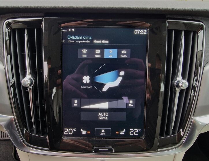 Volvo V90 Kombi 2,0 l 140 kw