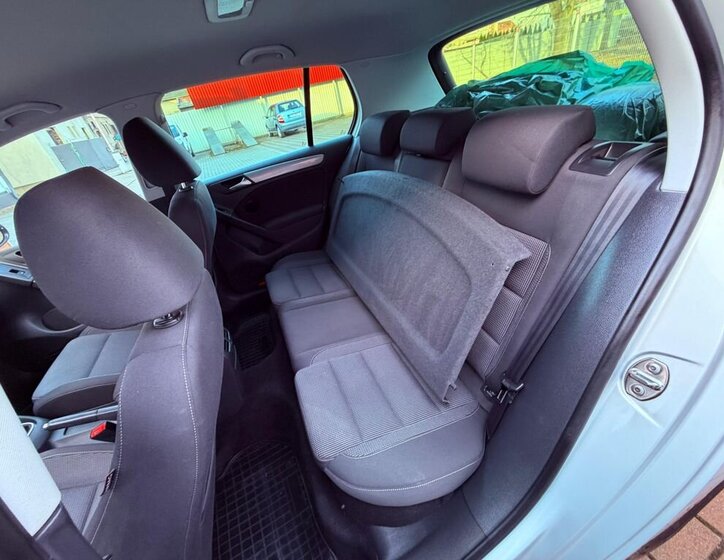 Volkswagen Golf Hatchback 1,4 l 59 kw