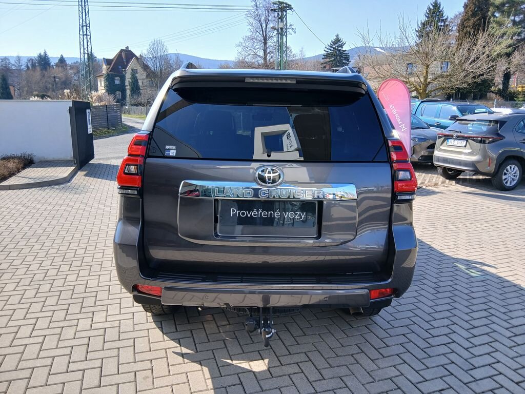 Toyota Land Cruiser SUV / Terénní 2,8 l 150 kw